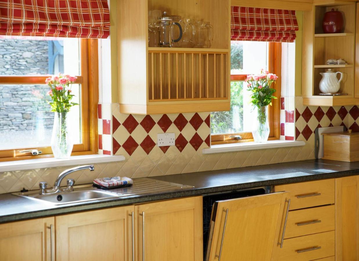 Dingle Courtyard Holiday Homes 3 Bed By Trident Holiday Homes 外观 照片