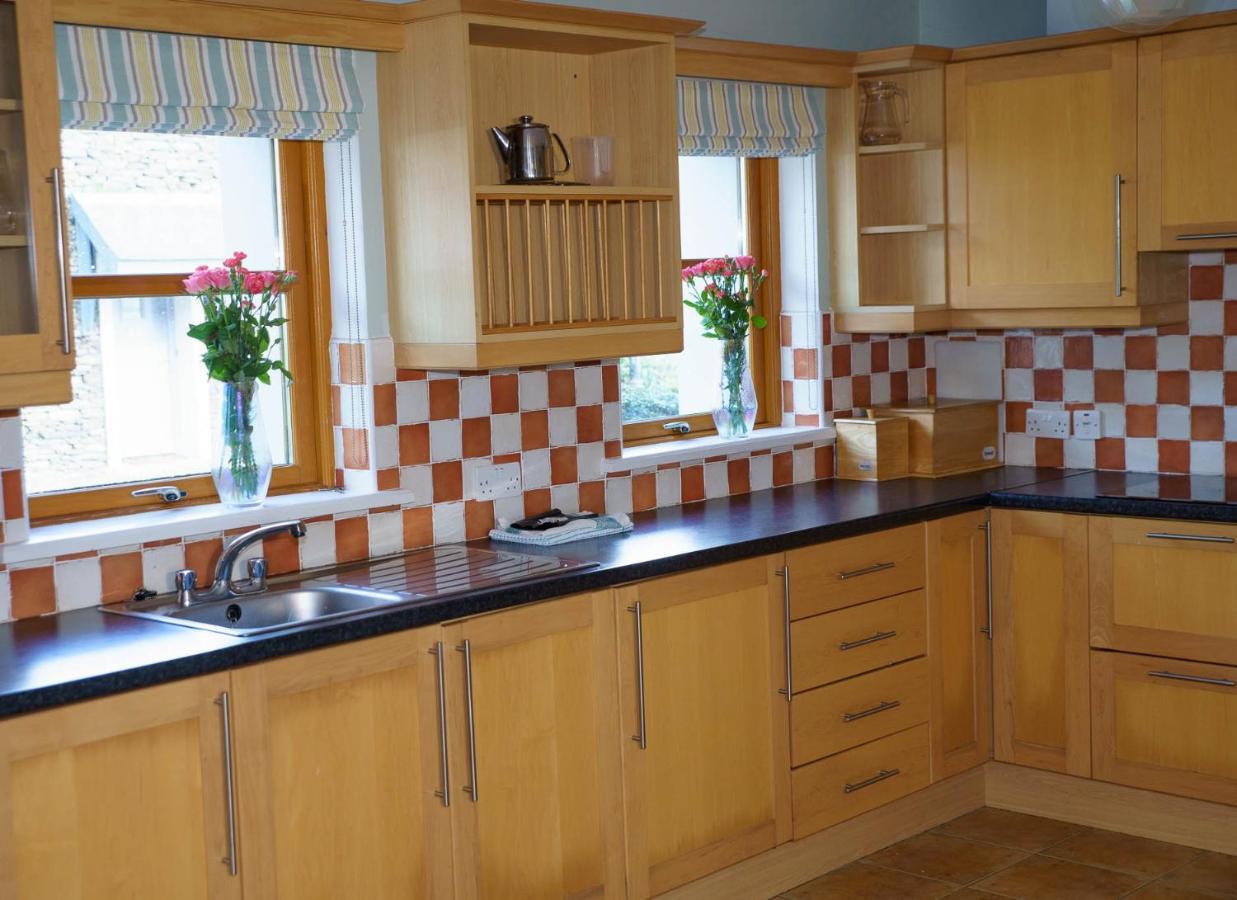 Dingle Courtyard Holiday Homes 3 Bed By Trident Holiday Homes 外观 照片