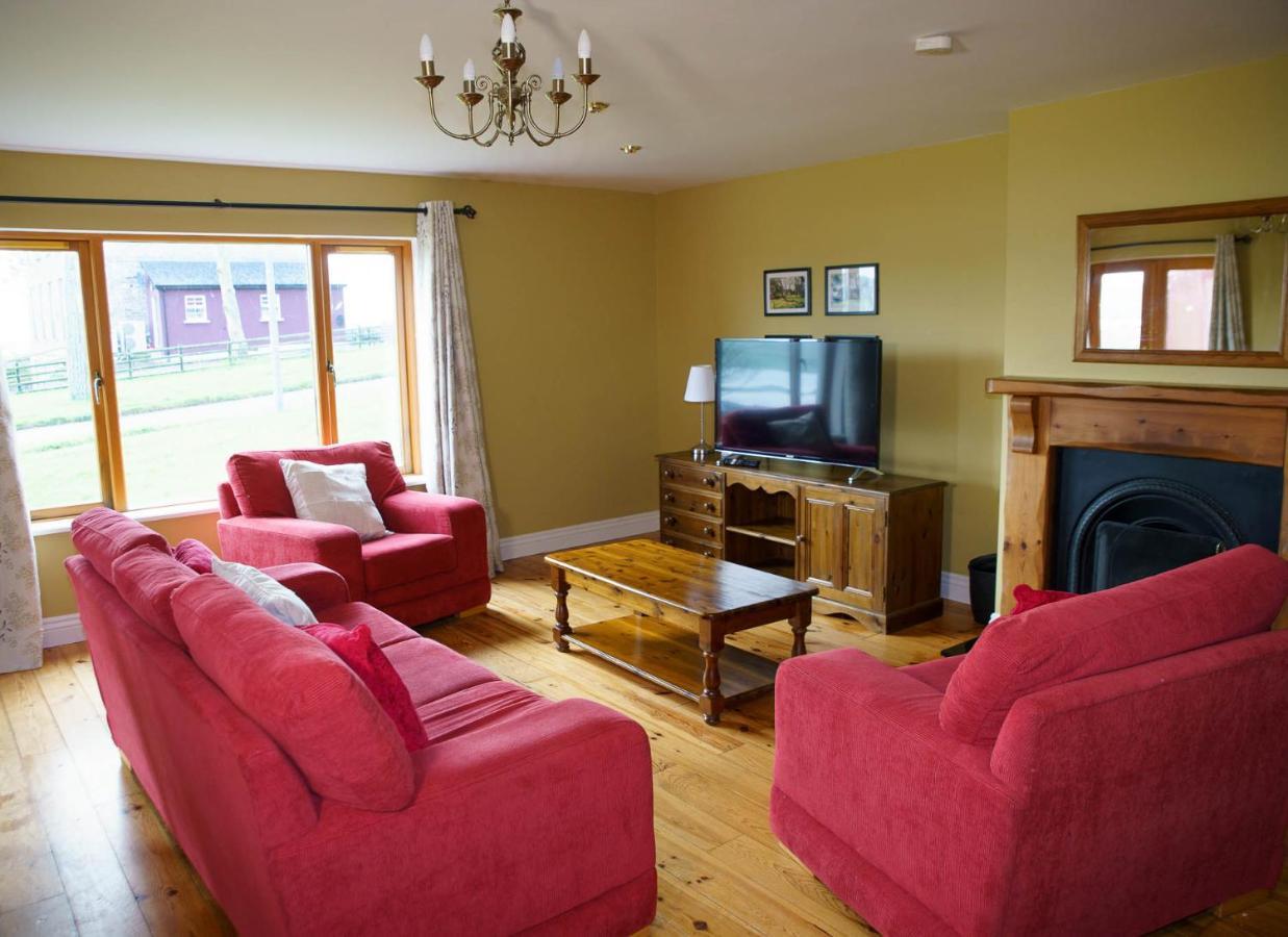 Dingle Courtyard Holiday Homes 3 Bed By Trident Holiday Homes 外观 照片