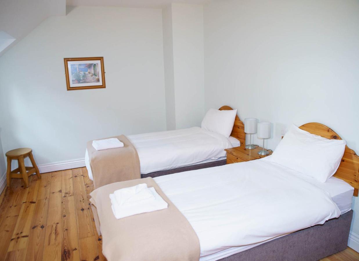 Dingle Courtyard Holiday Homes 3 Bed By Trident Holiday Homes 外观 照片