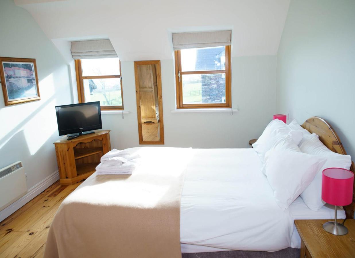 Dingle Courtyard Holiday Homes 3 Bed By Trident Holiday Homes 外观 照片