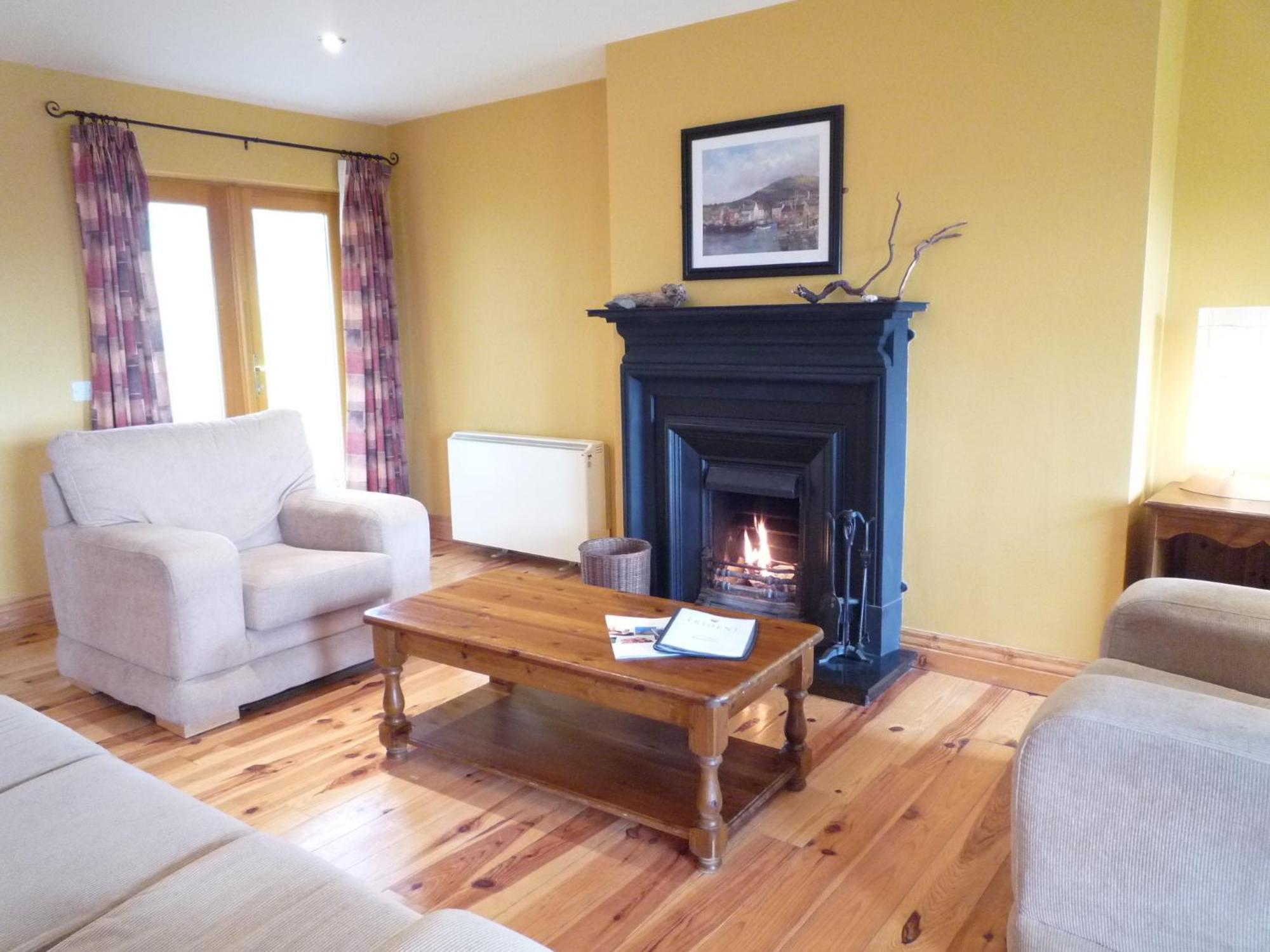 Dingle Courtyard Holiday Homes 3 Bed By Trident Holiday Homes 客房 照片