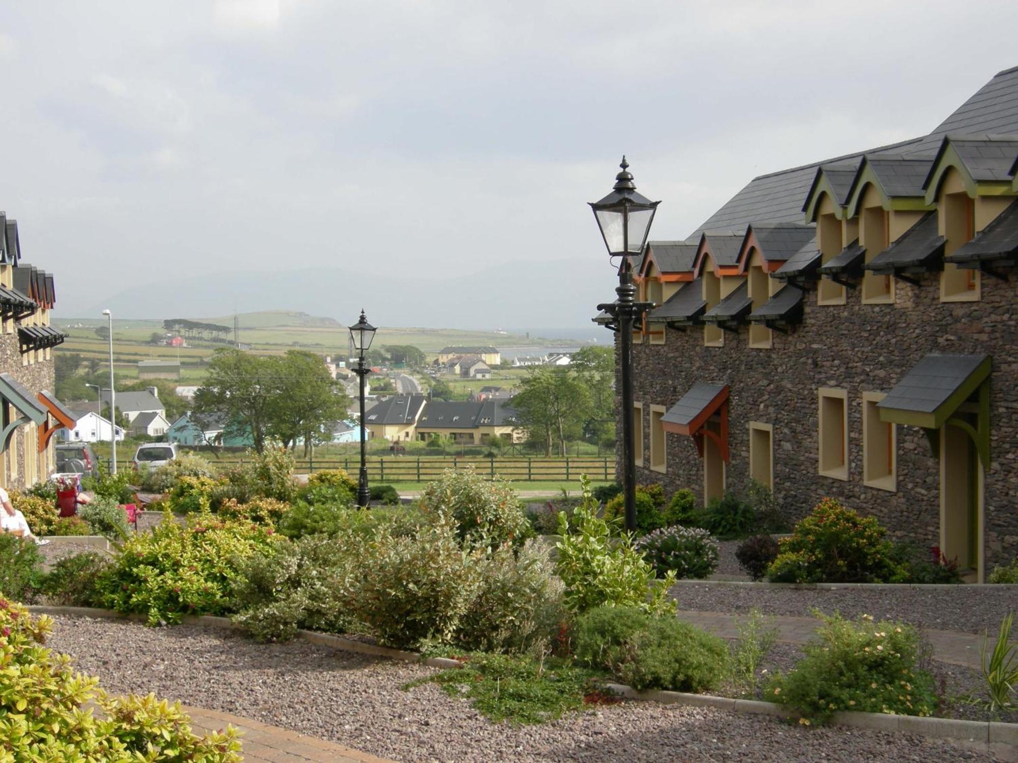 Dingle Courtyard Holiday Homes 3 Bed By Trident Holiday Homes 客房 照片